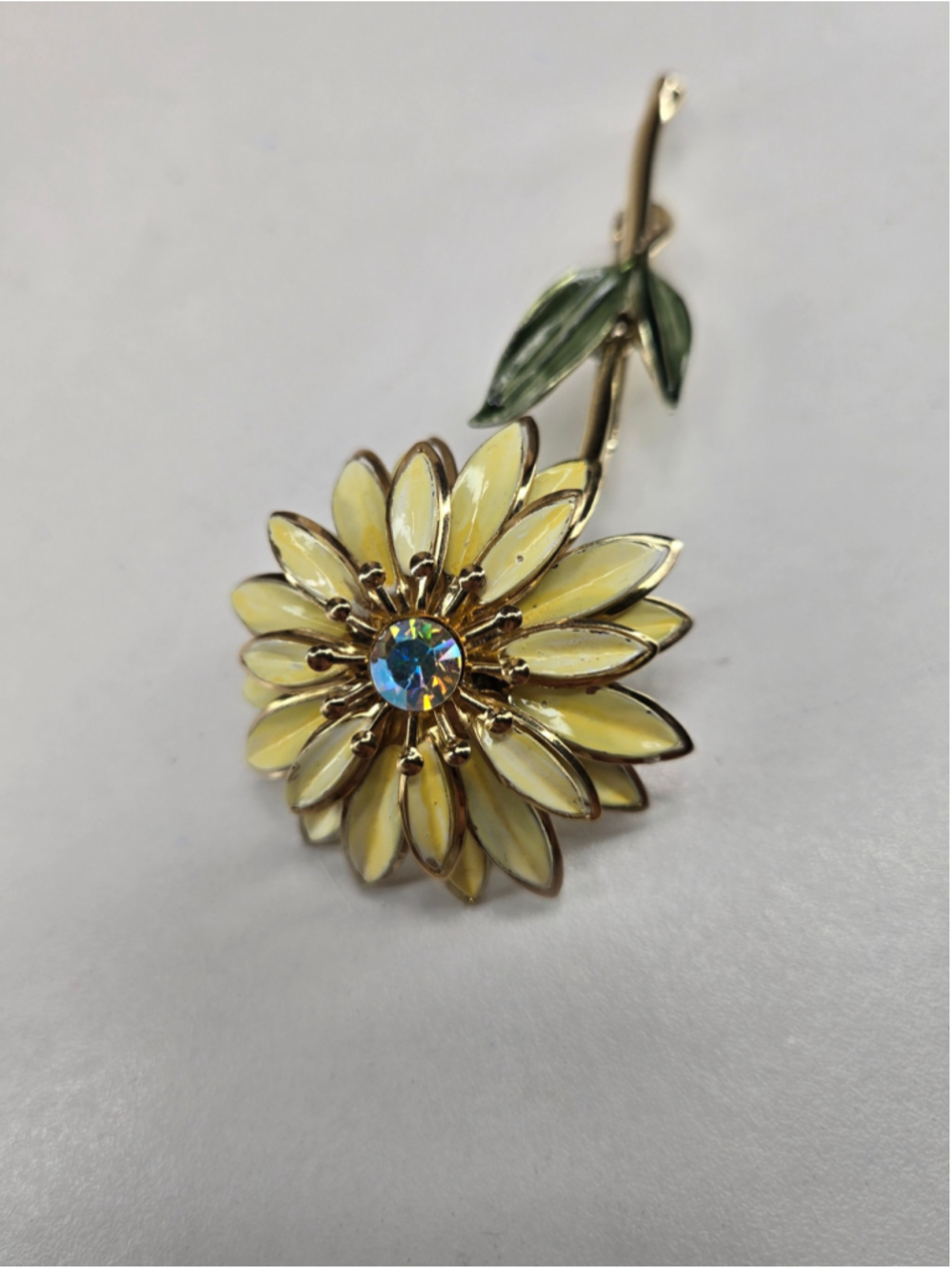 Vintage Coro Gold-Tone Cream Flower Brooch Rhinestone Large Collectible Daisy - Picture 12 of 13